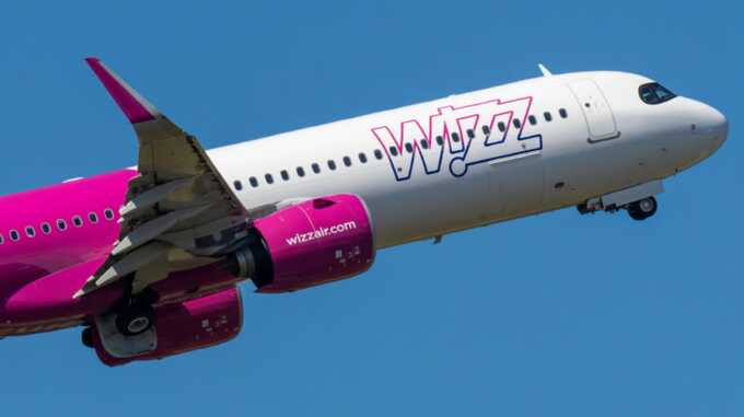  Wizz Air ,     AirHelp   